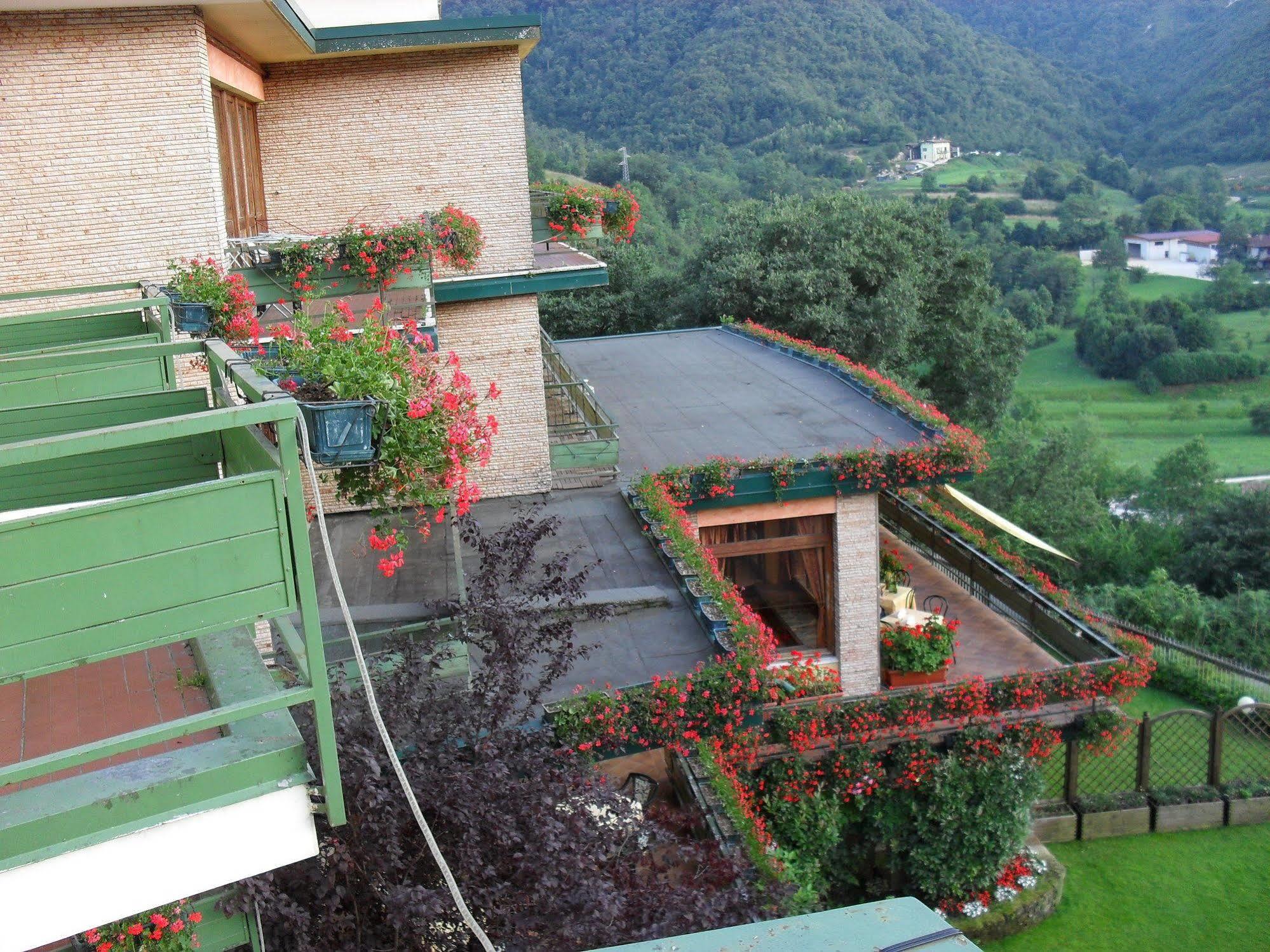 Hotel Parco Della Fonte Vallio Terme Exterior photo